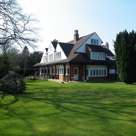 ブロッケンハースト Broadlands Gate Bed & Breakfast エクステリア 写真