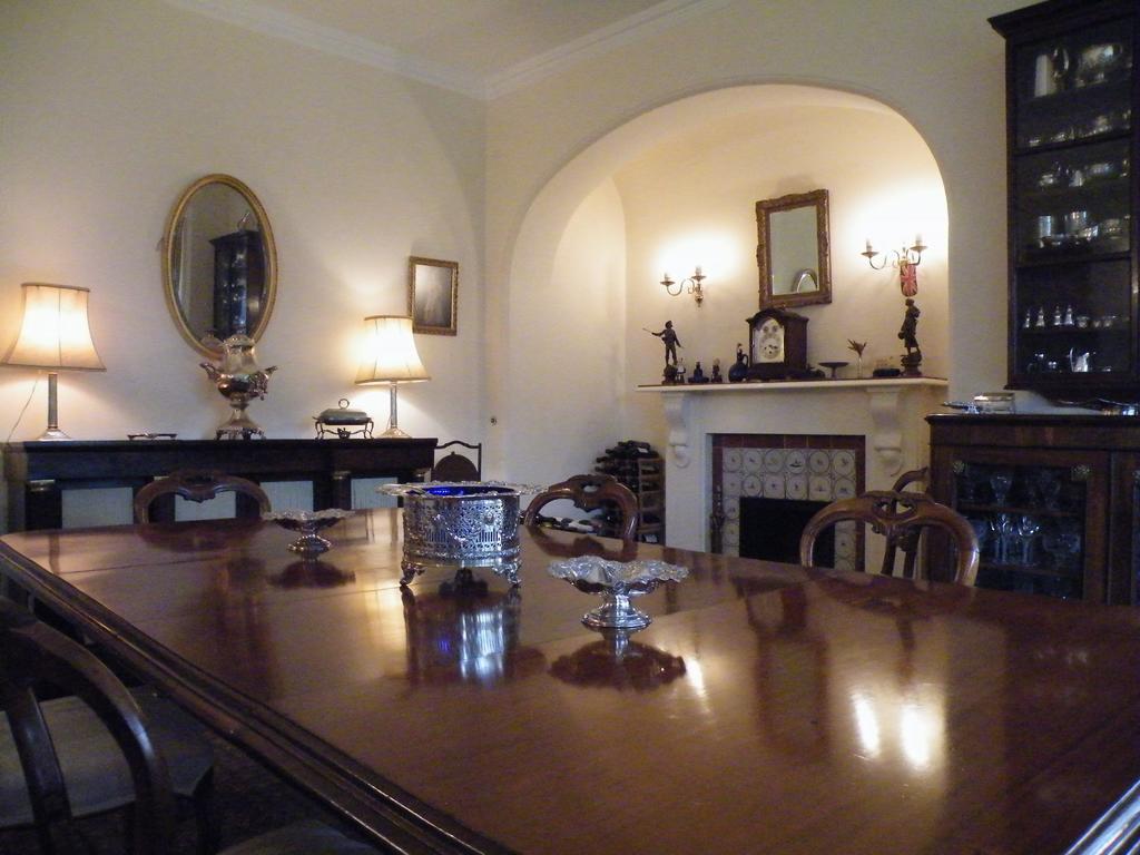ブロッケンハースト Broadlands Gate Bed & Breakfast エクステリア 写真