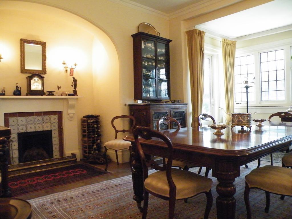 ブロッケンハースト Broadlands Gate Bed & Breakfast エクステリア 写真