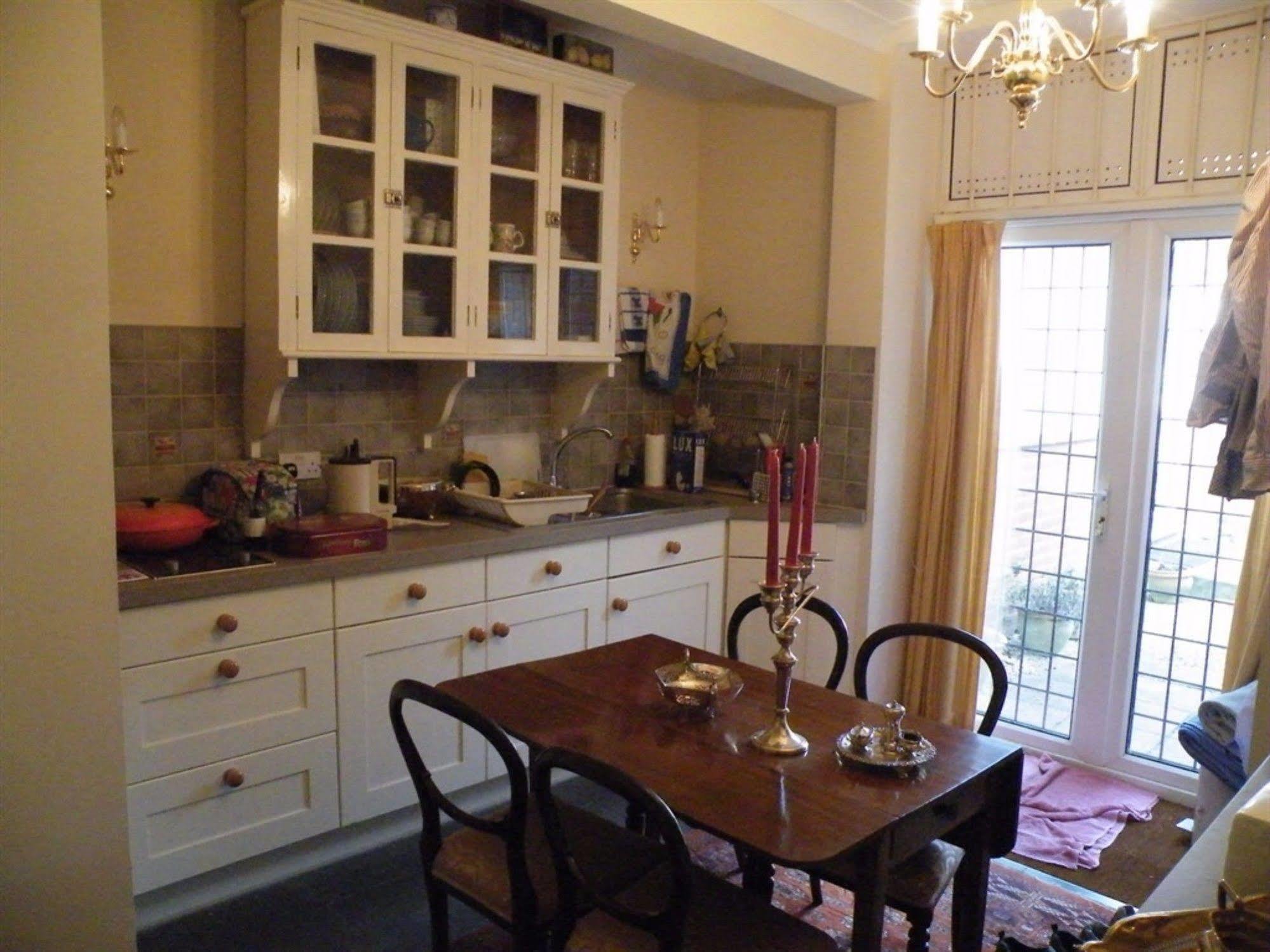 ブロッケンハースト Broadlands Gate Bed & Breakfast エクステリア 写真