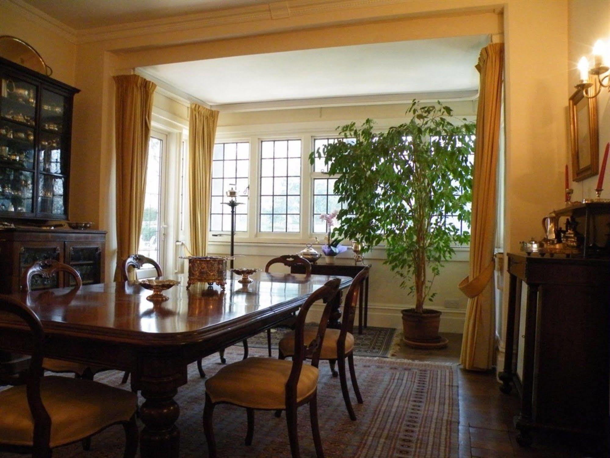 ブロッケンハースト Broadlands Gate Bed & Breakfast エクステリア 写真