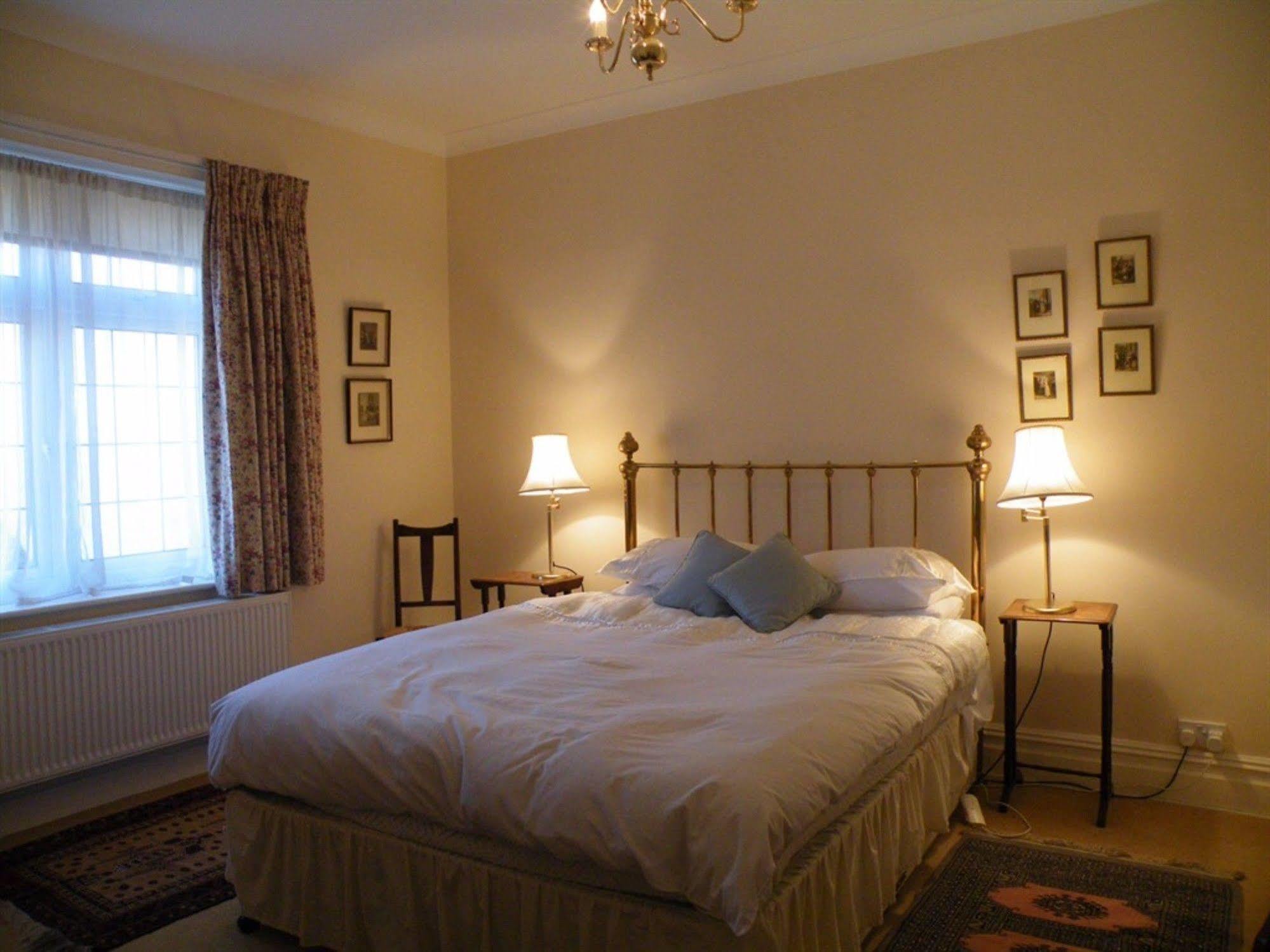 ブロッケンハースト Broadlands Gate Bed & Breakfast エクステリア 写真